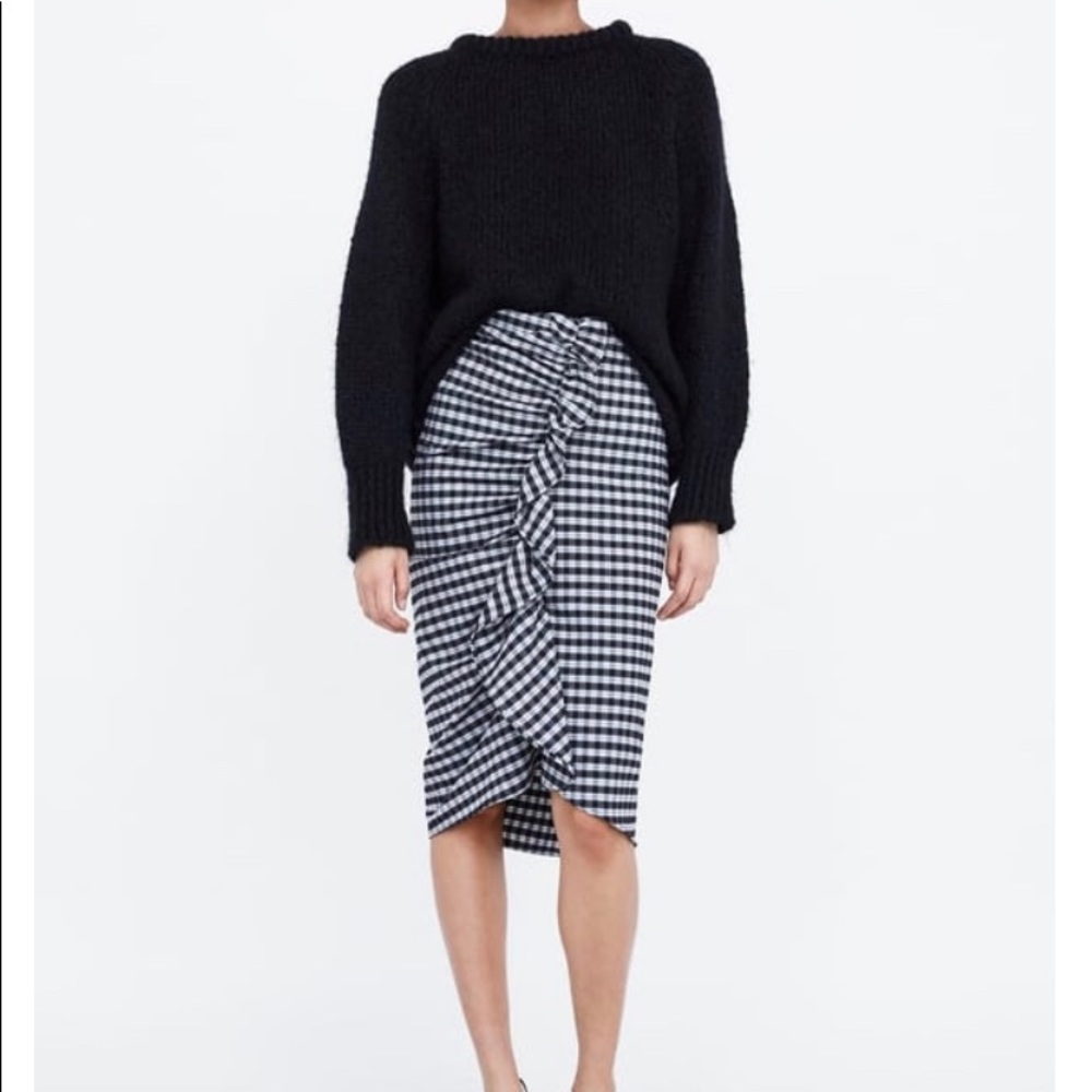 Zara plaid ruffle midi skirt